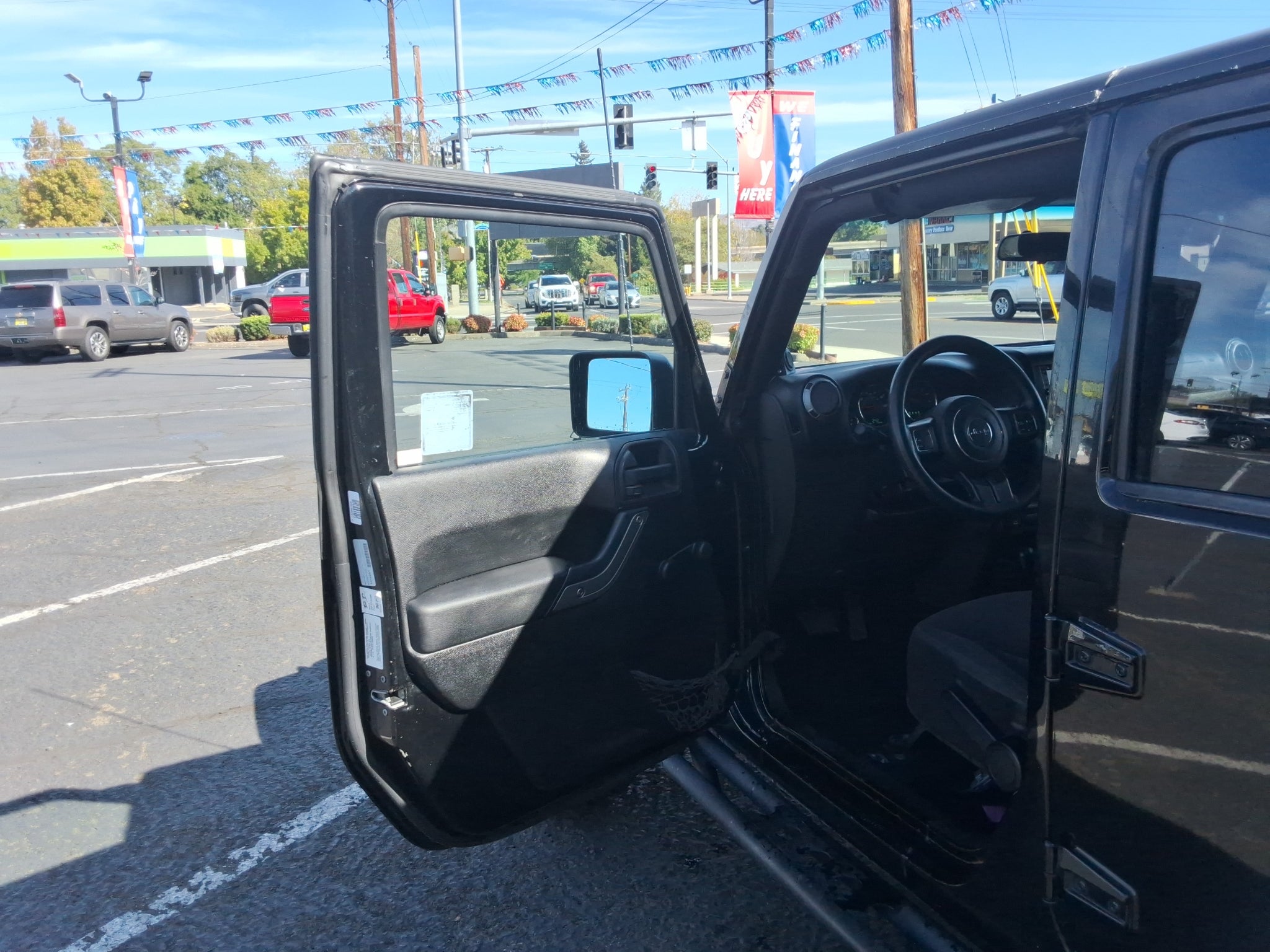 2013 Jeep Wrangler 4WD 4dr Freedom Edition *Ltd Avail*