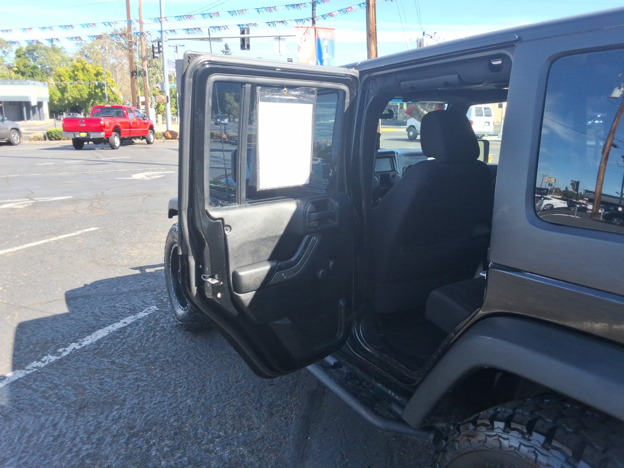 2013 Jeep Wrangler 4WD 4dr Freedom Edition *Ltd Avail*