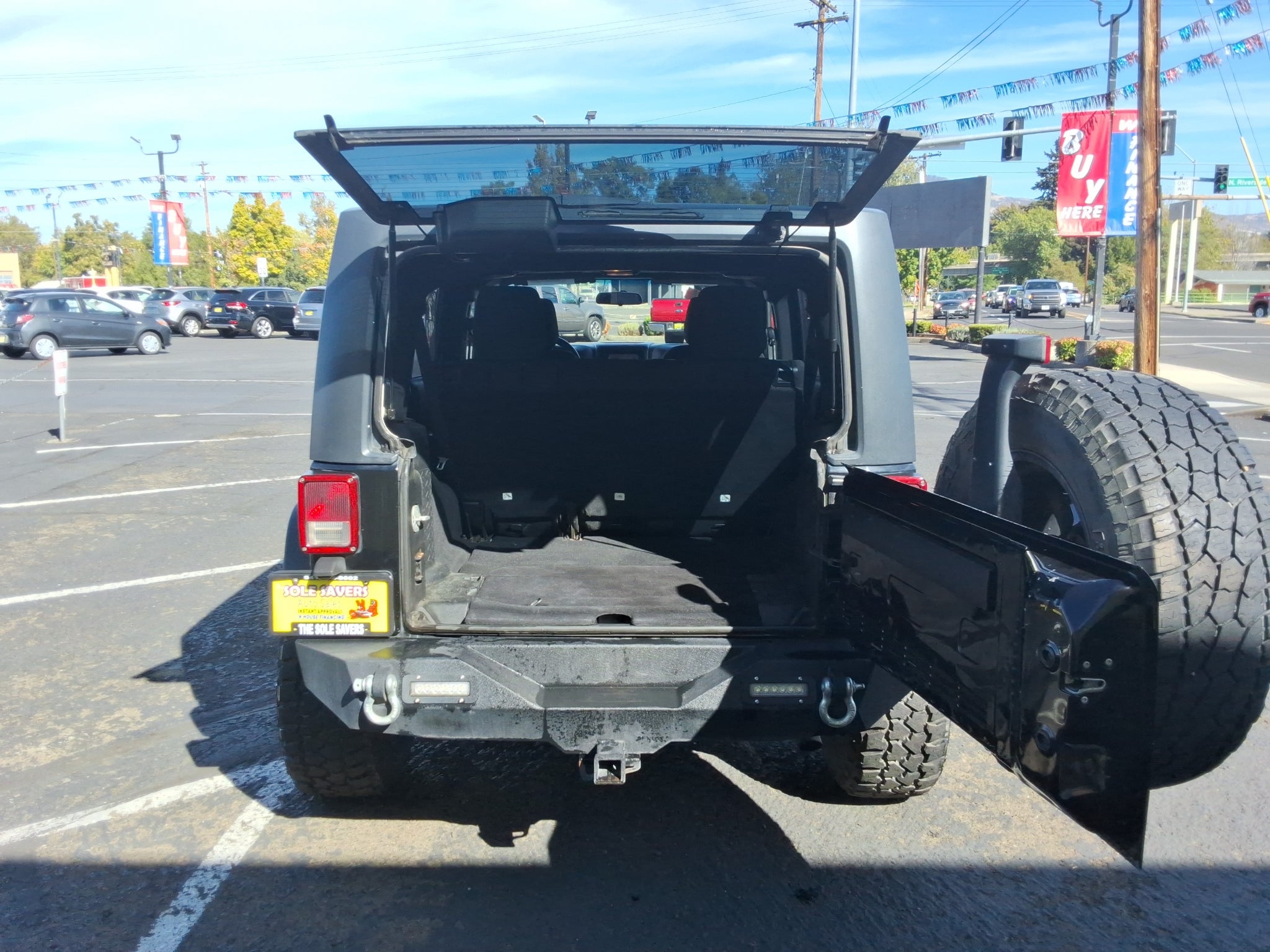 2013 Jeep Wrangler 4WD 4dr Freedom Edition *Ltd Avail*