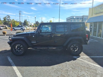 2013 Jeep Wrangler 4WD 4dr Freedom Edition *Ltd Avail*