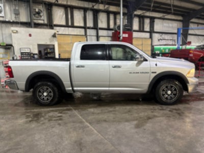 2012 RAM 1500 4WD Crew Cab 5.7 Ft Box SLT