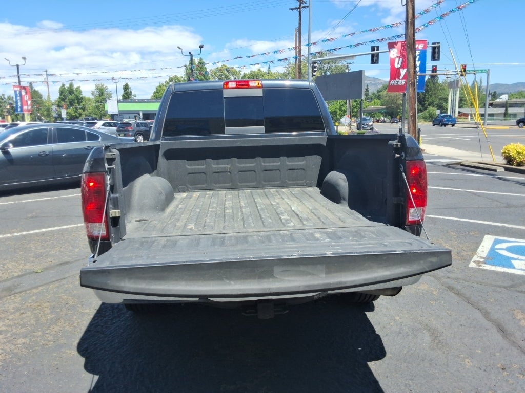 2017 RAM 1500 SLT