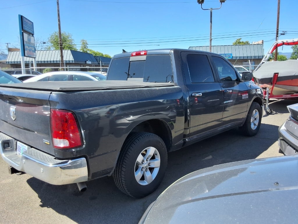 2017 RAM 1500 SLT