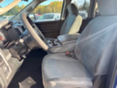 2015 RAM 1500 4WD Quad Cab 6.4 Ft Box Express
