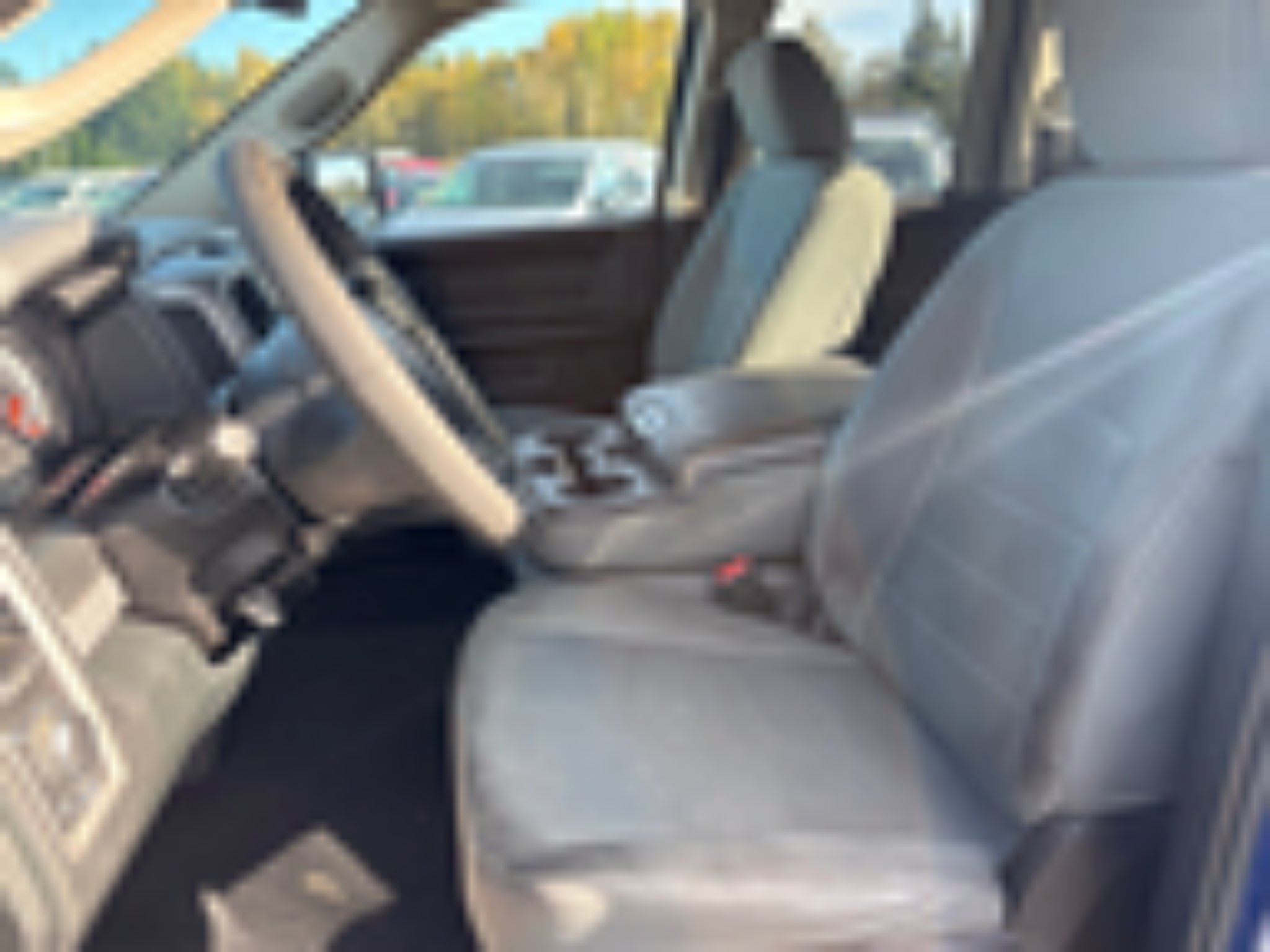 2015 RAM 1500 4WD Quad Cab 6.4 Ft Box Express