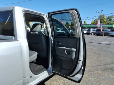 2014 RAM 1500 4WD Quad Cab 6.4 Ft Box Outdoorsman
