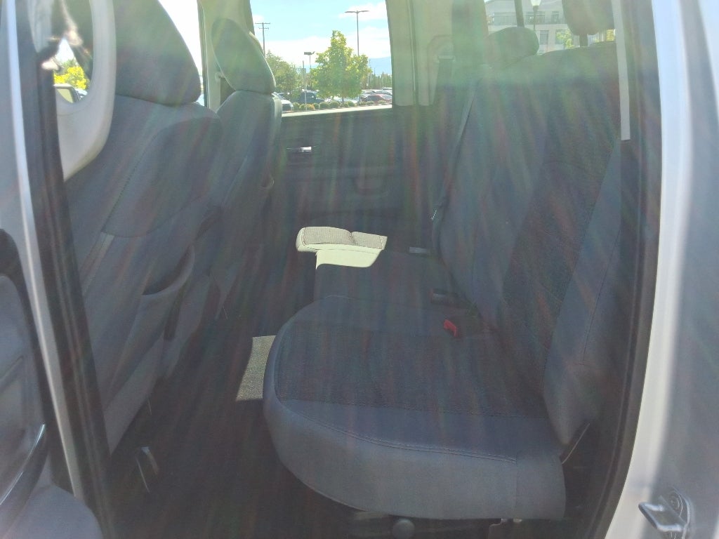 2014 RAM 1500 4WD Quad Cab 6.4 Ft Box Outdoorsman