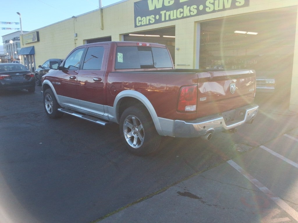 2009 Dodge Ram Pickup 4WD Crew Cab 5.6 Ft Box Laramie
