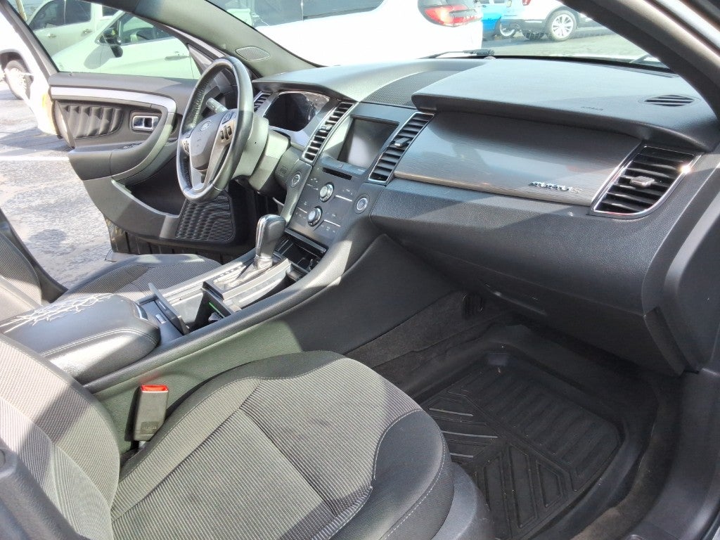 2013 Ford Taurus SEL