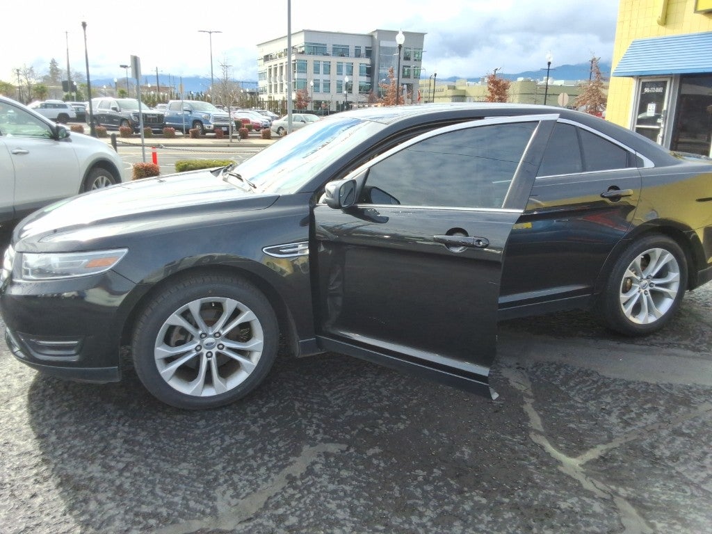2013 Ford Taurus SEL