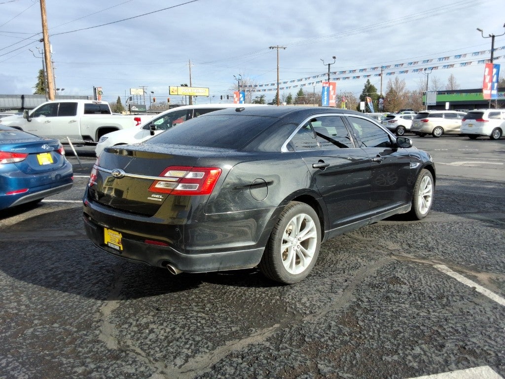 2013 Ford Taurus SEL