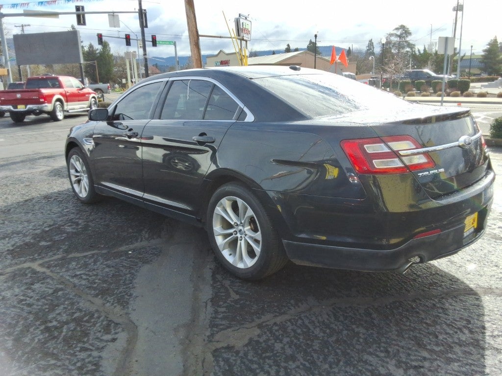 2013 Ford Taurus SEL