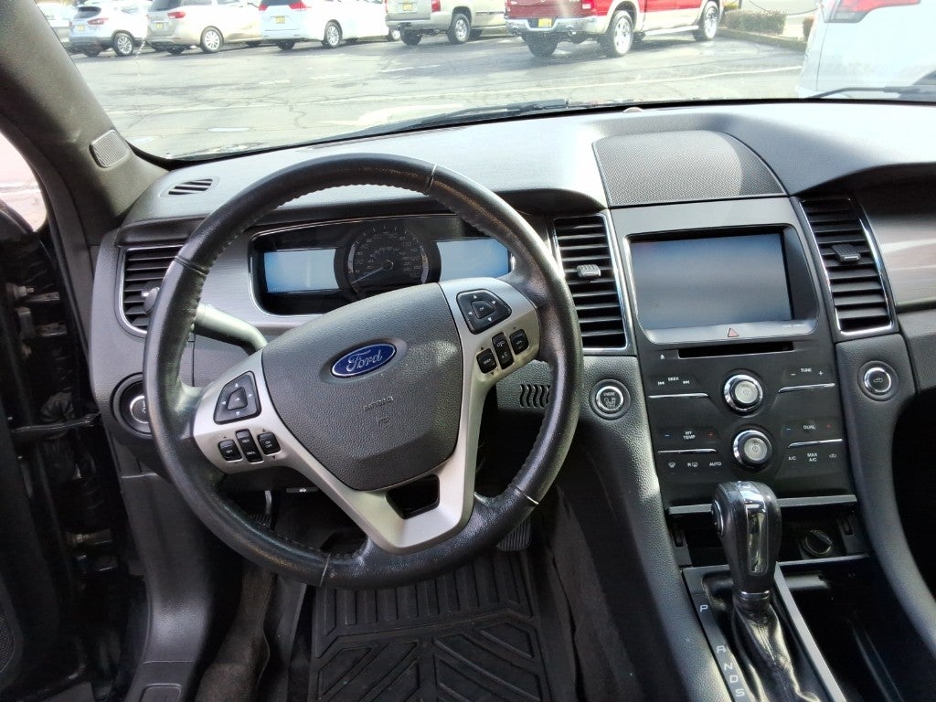 2013 Ford Taurus SEL
