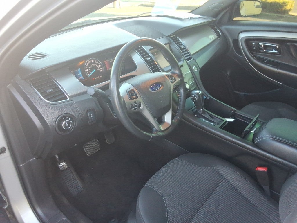 2016 Ford Taurus SEL