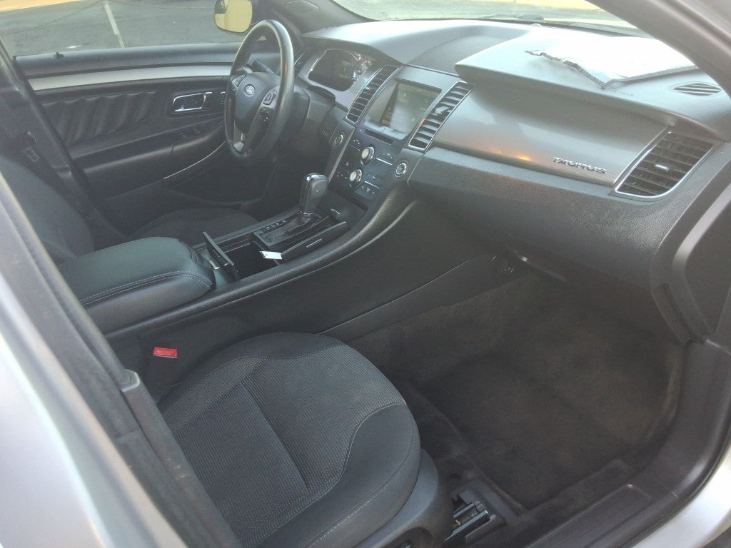 2016 Ford Taurus SEL