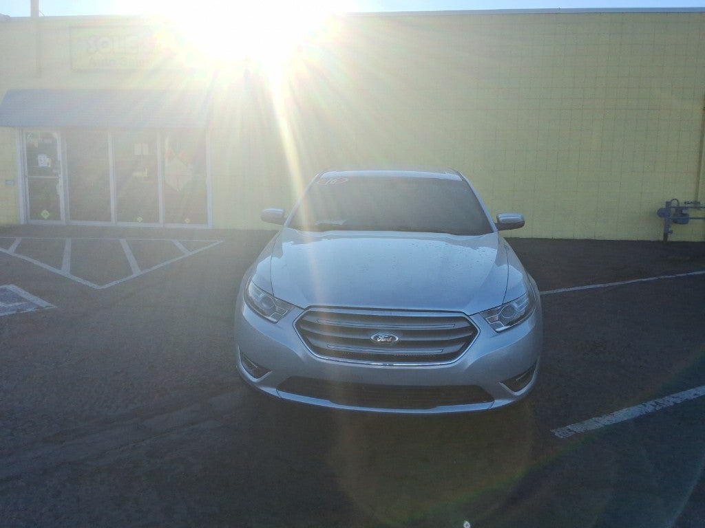 2016 Ford Taurus SEL