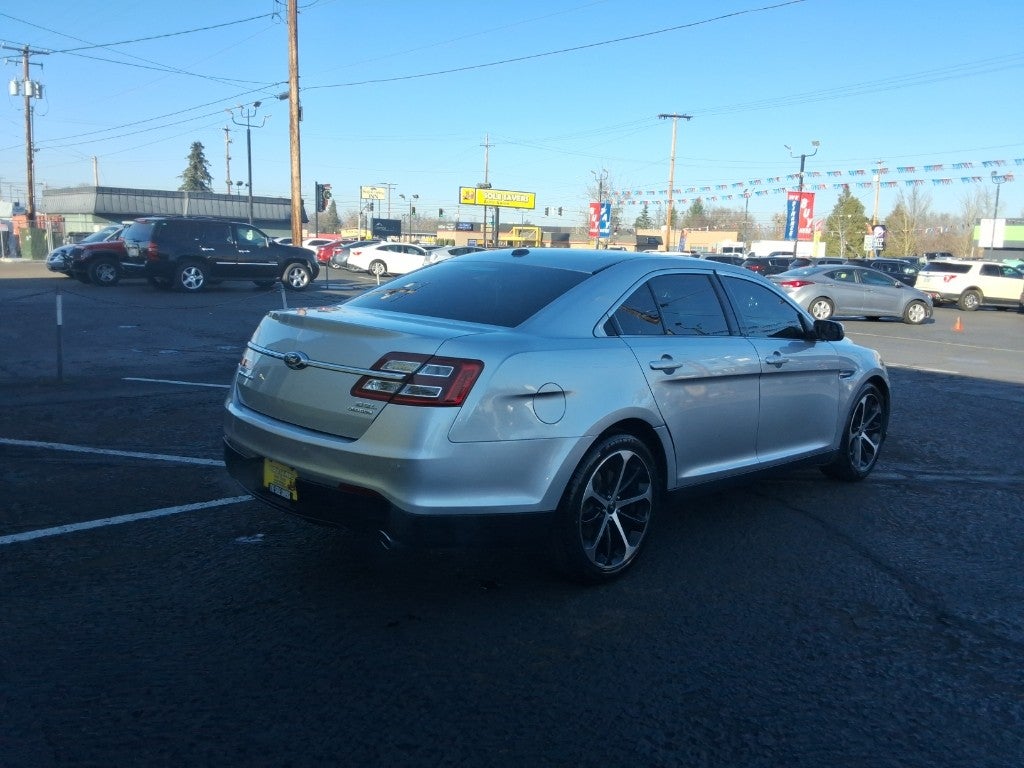 2016 Ford Taurus SEL