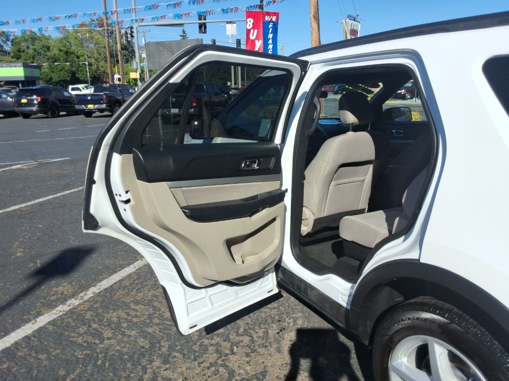2018 Ford Explorer Base