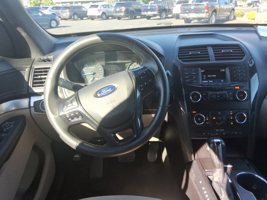 2018 Ford Explorer Base