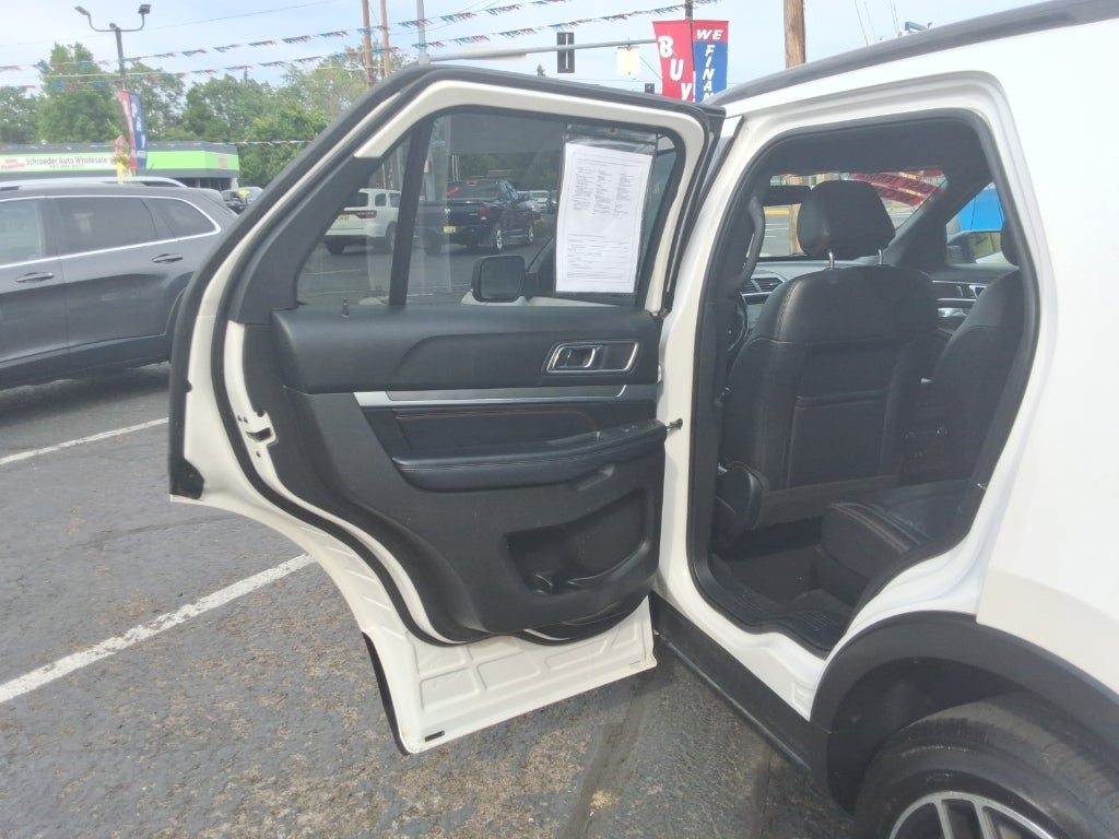 2017 Ford Explorer Sport