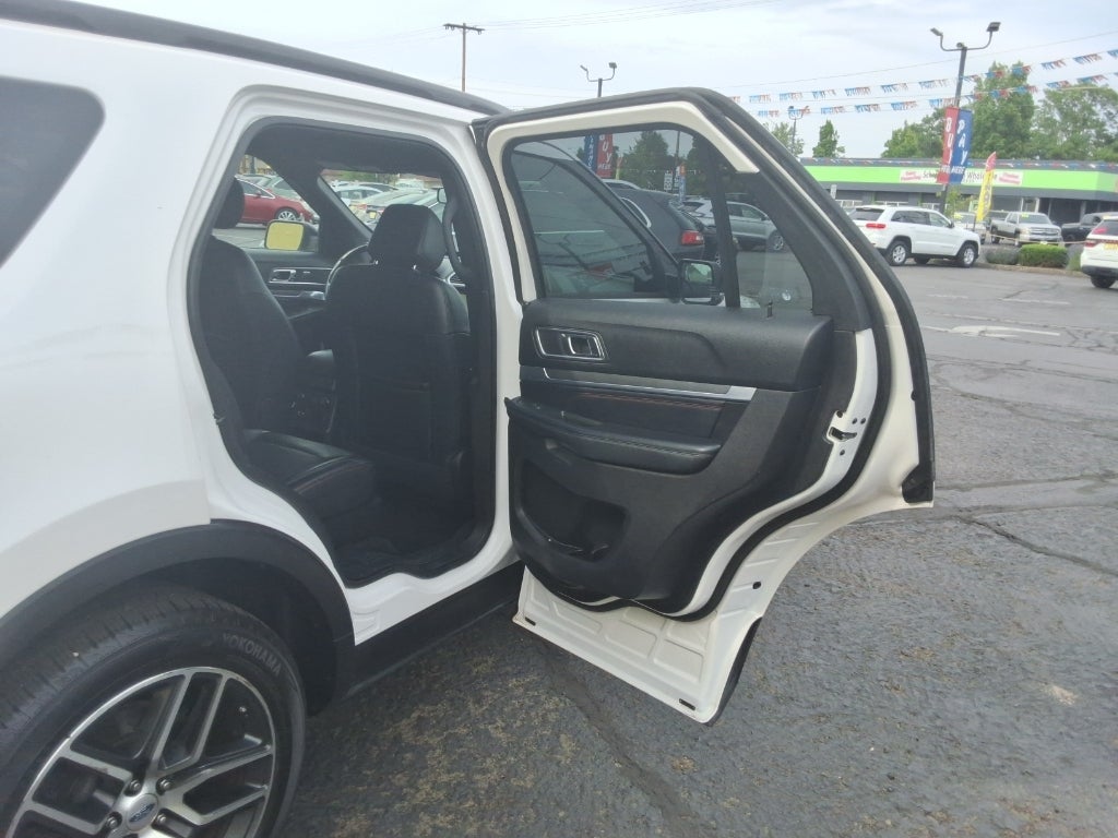 2017 Ford Explorer Sport