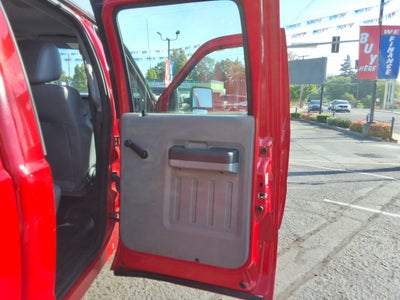 2015 Ford F-250 4WD Crew Cab 6-3/4 Ft Box XL