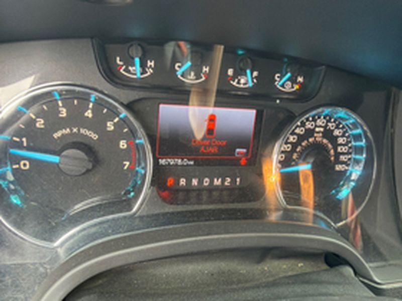 2011 Ford F-150 4WD SuperCrew 5-1/2 Ft Box XL