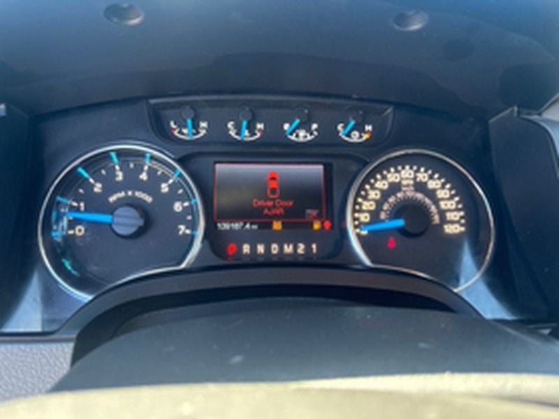 2014 Ford F-150 4WD SuperCrew 5-1/2 Ft Box XL
