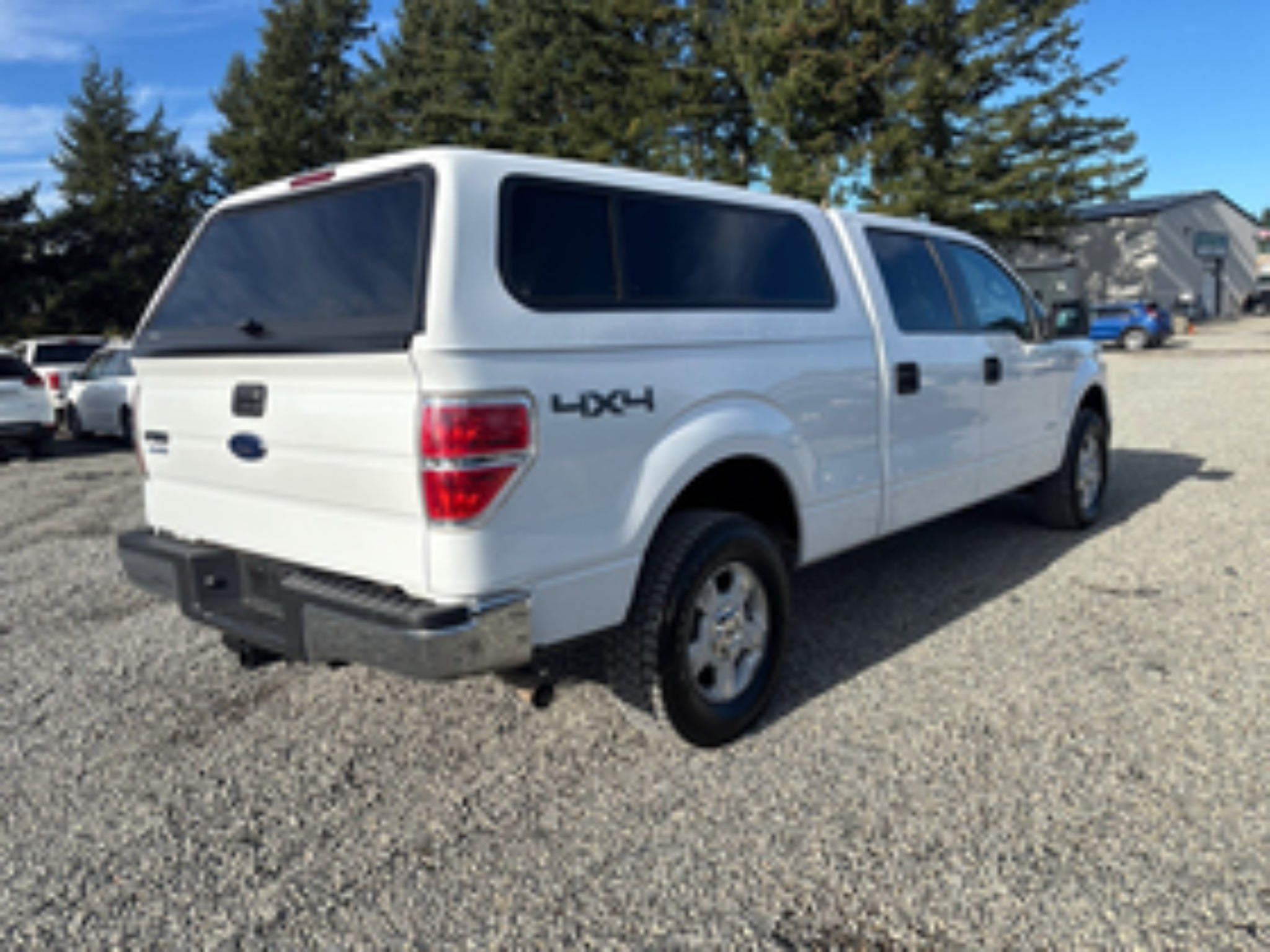 2013 Ford F-150 4WD SuperCrew 5-1/2 Ft Box XL