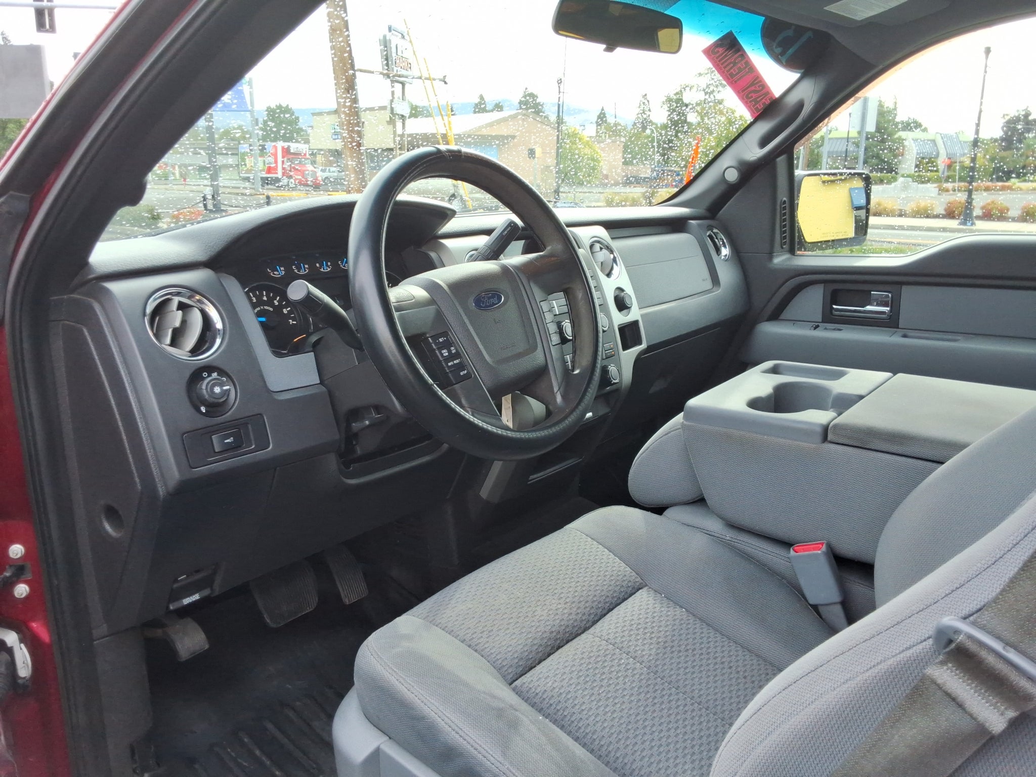 2013 Ford F-150 4WD SuperCrew 5-1/2 Ft Box XL