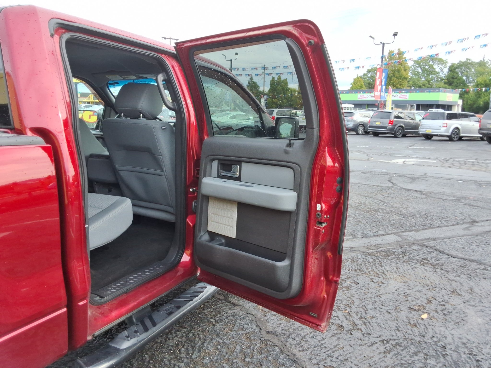 2013 Ford F-150 4WD SuperCrew 5-1/2 Ft Box XL