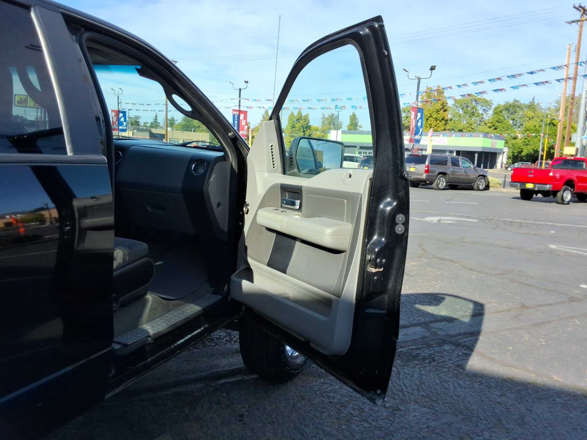 2007 Ford F-150 4WD SuperCrew Styleside 5-1/2 Ft Box XLT