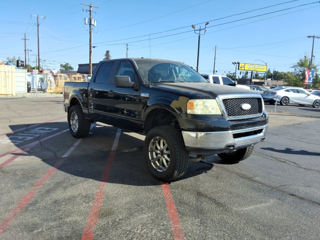 2007 Ford F-150 4WD SuperCrew Styleside 5-1/2 Ft Box XLT