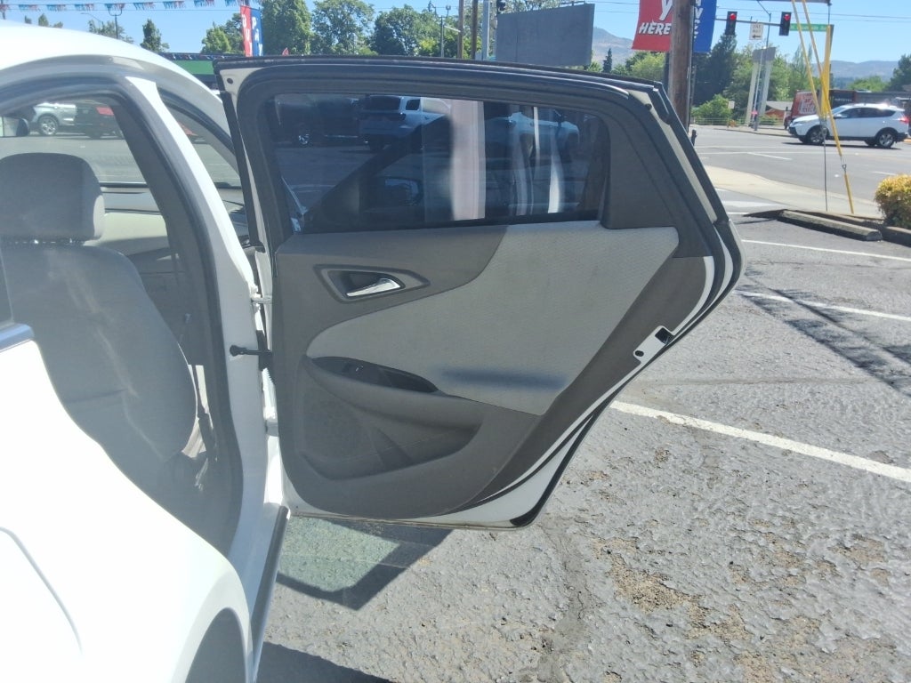 2019 Chevrolet Malibu LS (1LS)