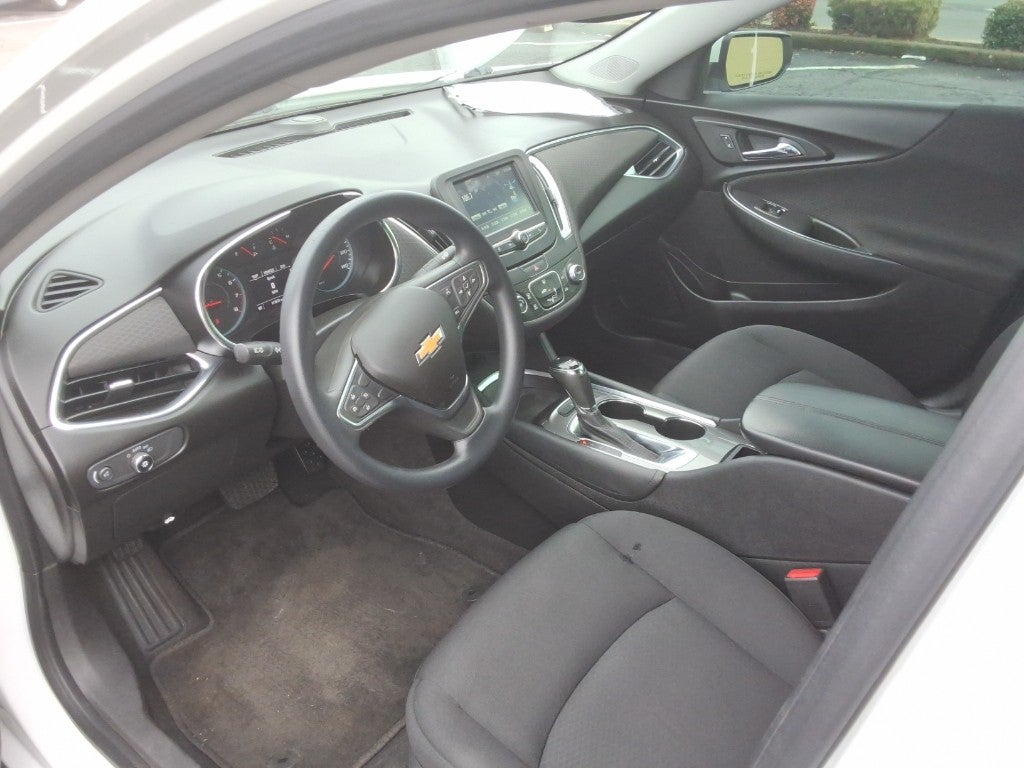 2018 Chevrolet Malibu LT (2FL)