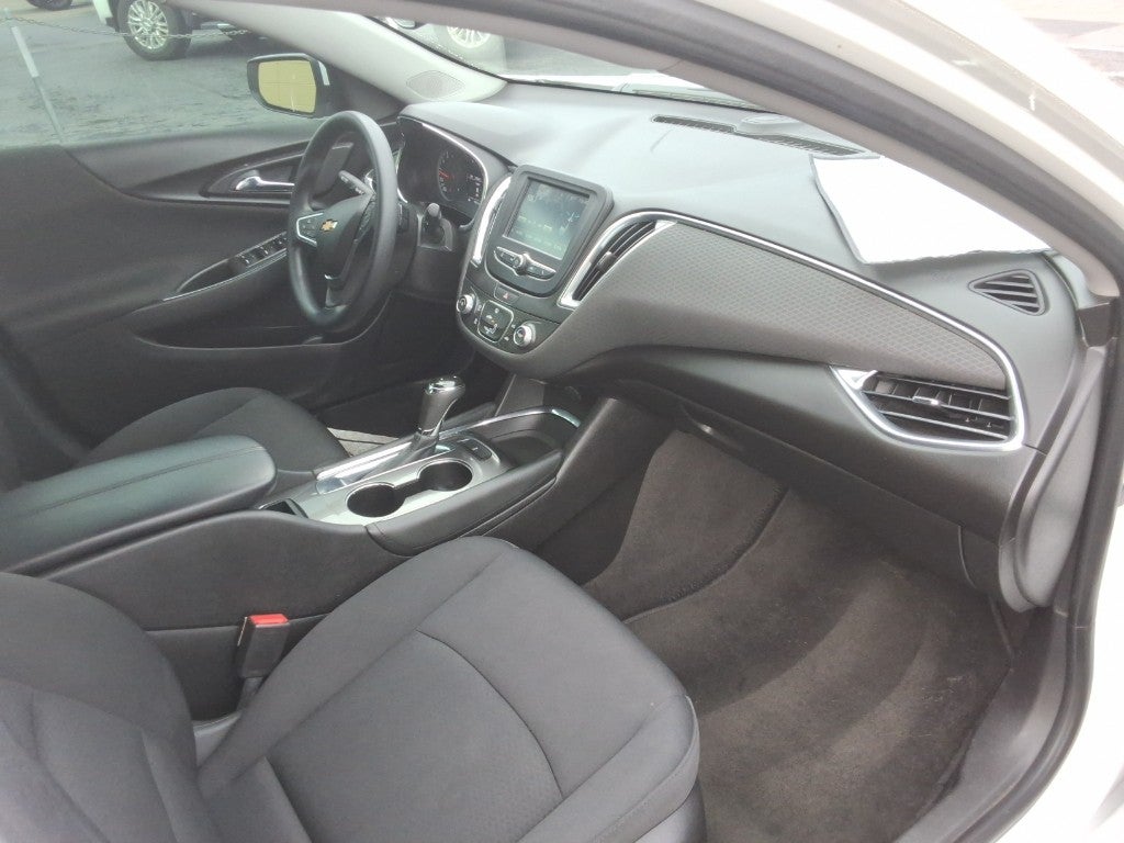 2018 Chevrolet Malibu LT (2FL)