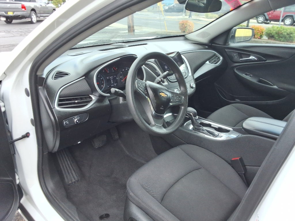 2023 Chevrolet Malibu LT (1LT)