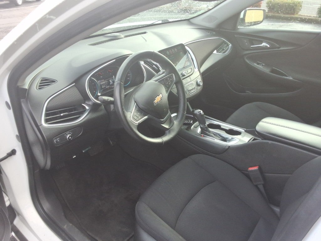 2018 Chevrolet Malibu LT (2FL)