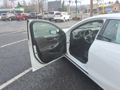 2018 Chevrolet Malibu LT (2FL)