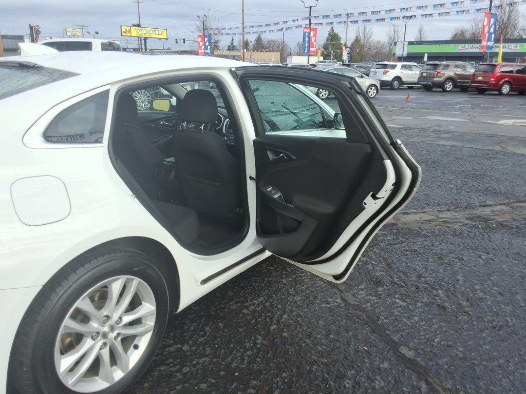 2018 Chevrolet Malibu LT (2FL)