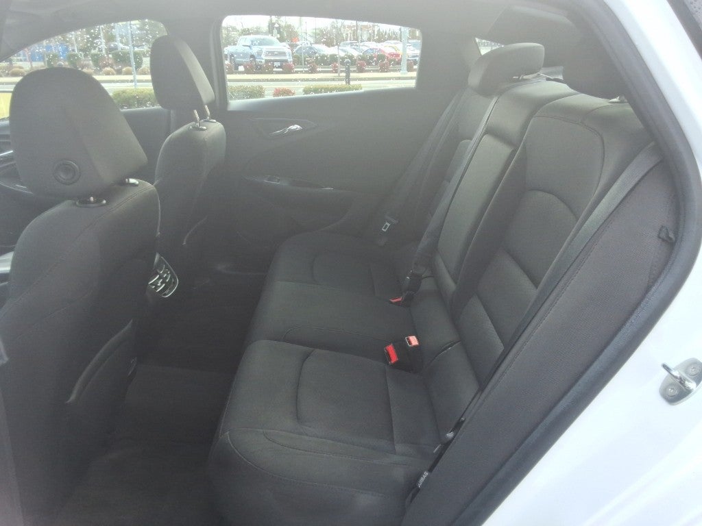 2018 Chevrolet Malibu LT (2FL)