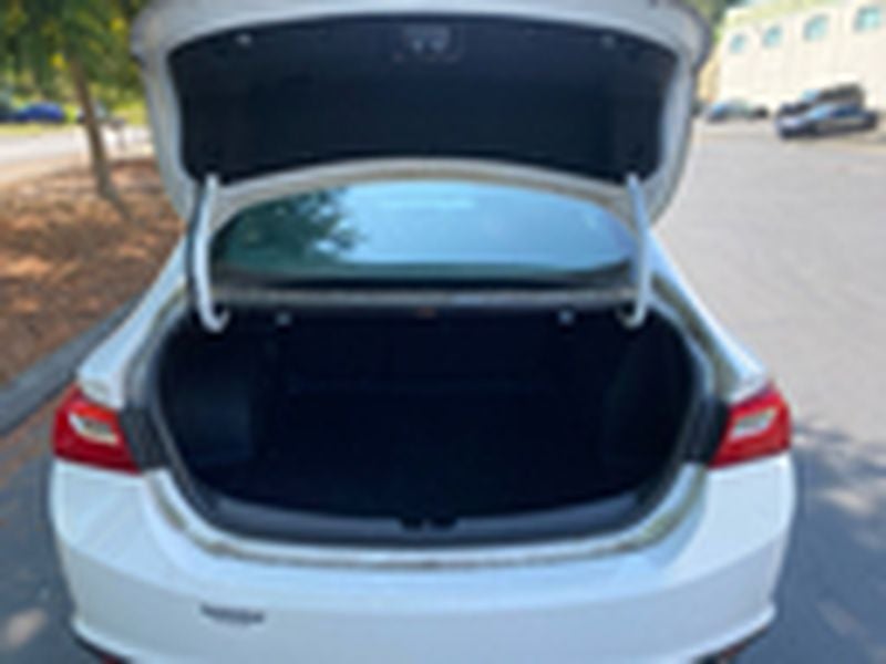 2016 Chevrolet Malibu LT (1LT)