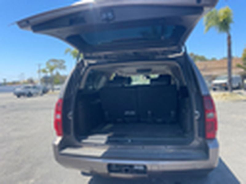 2013 Chevrolet Suburban LT