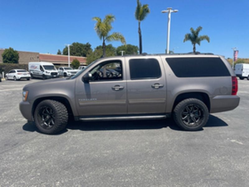 2013 Chevrolet Suburban LT