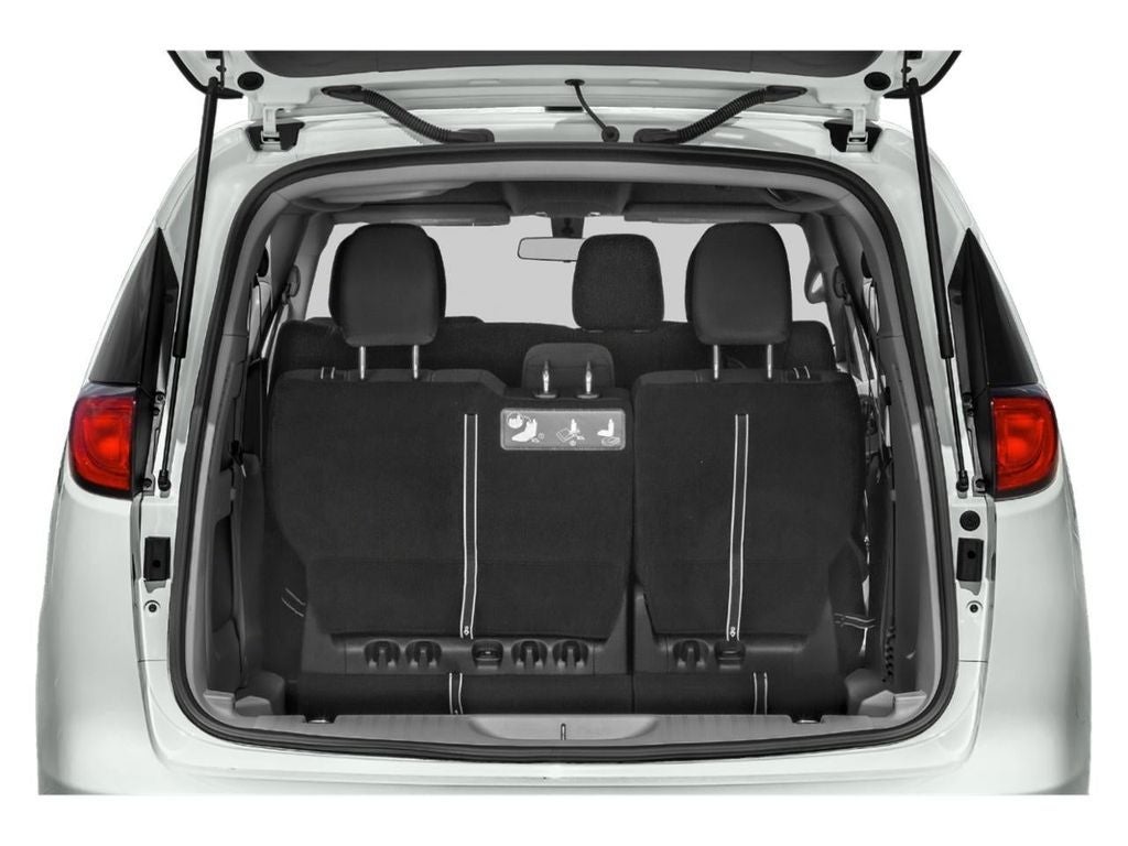 2020 Chrysler Voyager LXi