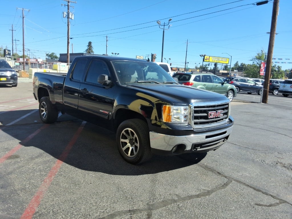 2007 GMC Sierra 2WD Extended Cab Standard Box SLE1