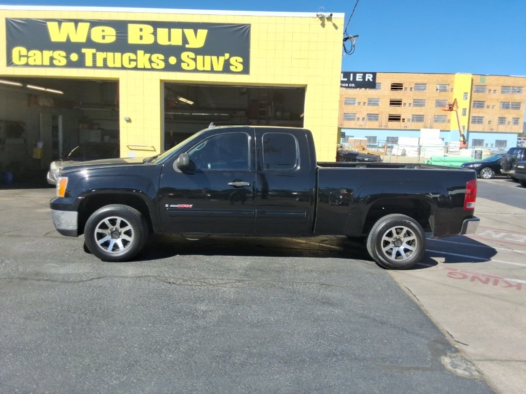2007 GMC Sierra 2WD Extended Cab Standard Box SLE1