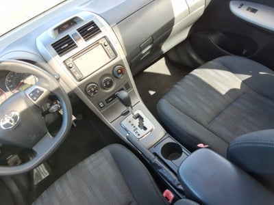 2013 Toyota Corolla 4dr Sdn Man L (Natl)