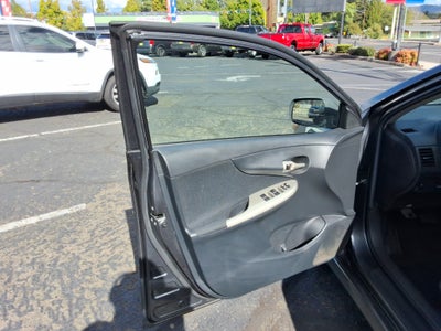 2013 Toyota Corolla 4dr Sdn Man L (Natl)