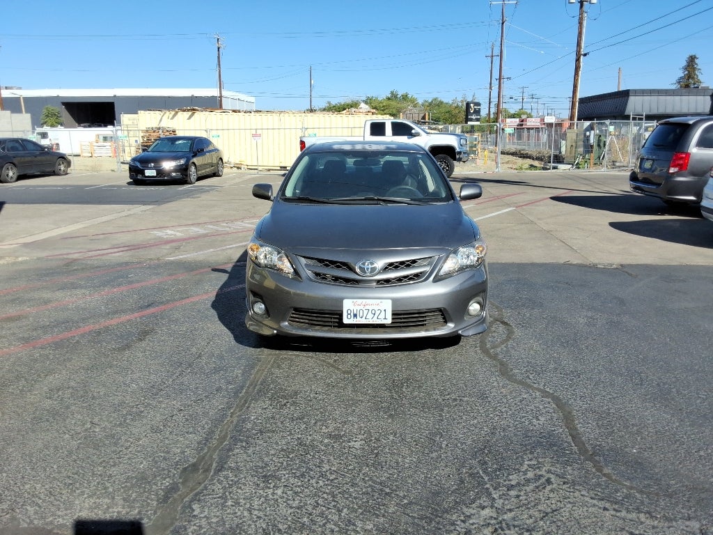 2013 Toyota Corolla 4dr Sdn Man L (Natl)